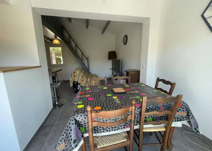 Maison 2 Pieces 4 Couchages St Cyprien Sc200-032 Saint-Cyprien (Pyrenees-Orientales)